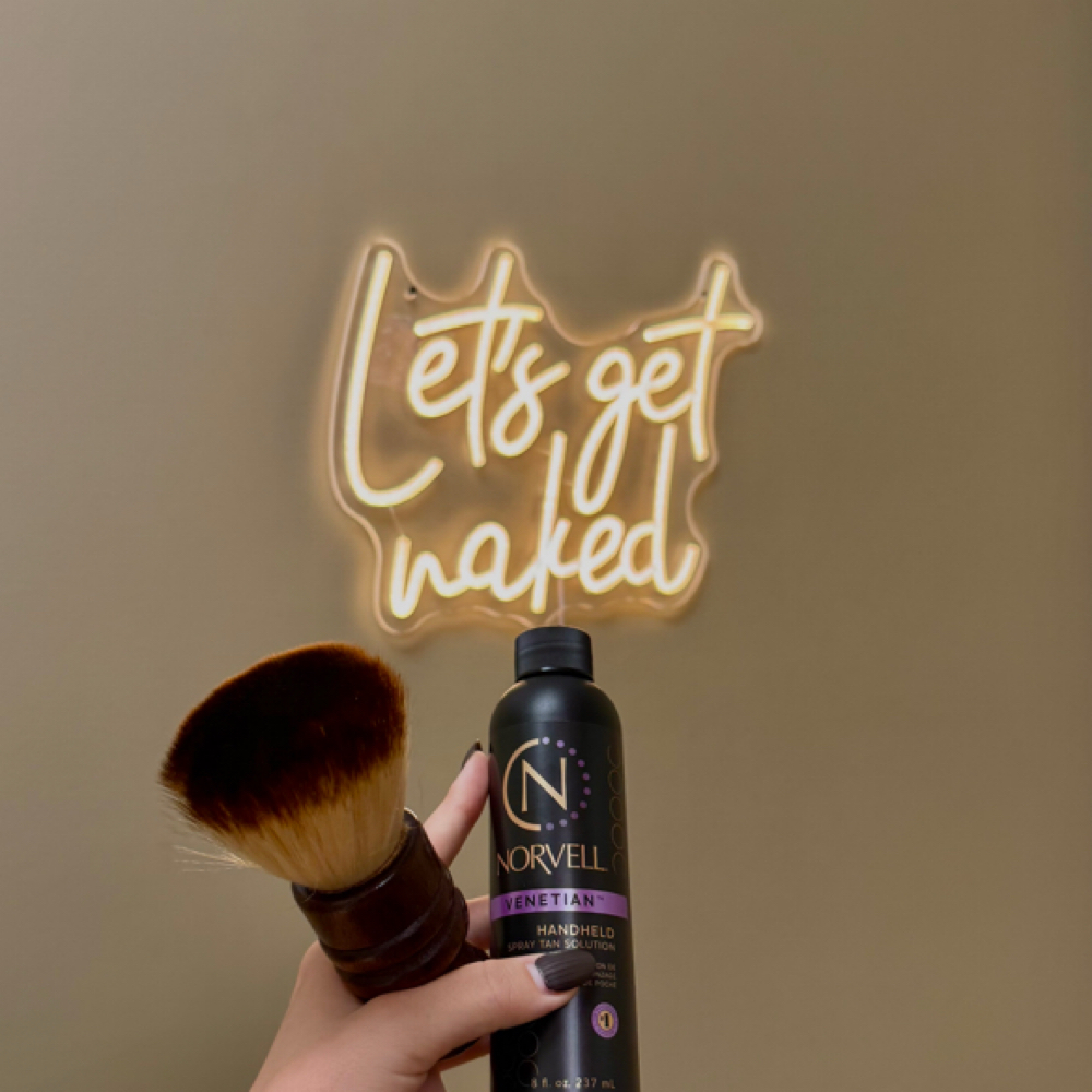 Custom Spray Tan at LUX Tan & Lounge in Chelsea, MI