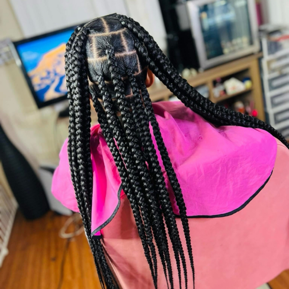 Jumbo Braids at Mejko braid studio in Long Beach, CA