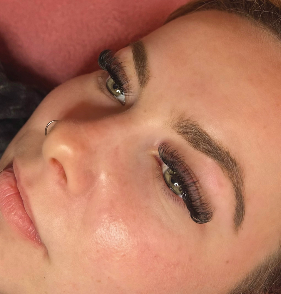 Volume Lash Extensions