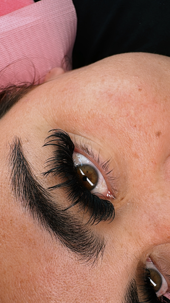 Volume Wispy  Lash Extentions at Dolled Up in Los Angeles, CA