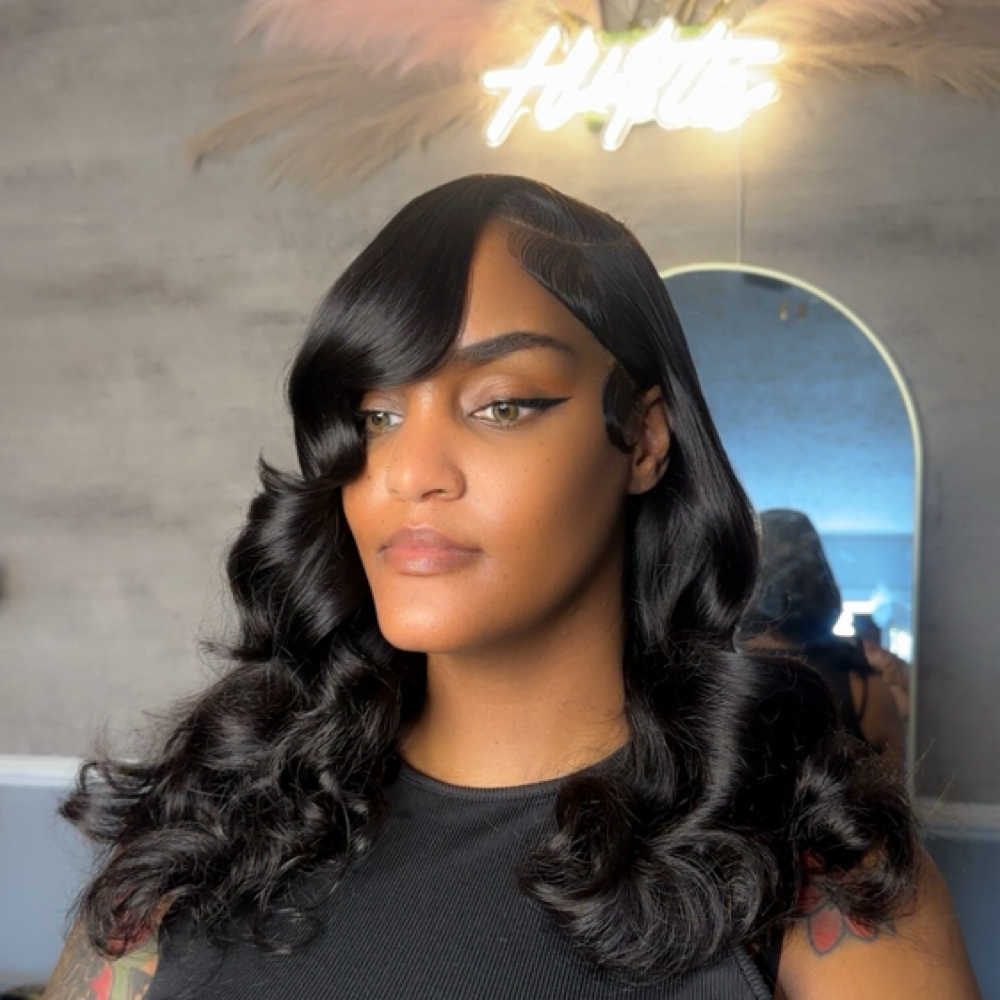 Frontal QW at House Of Snob in Lexington, KY
