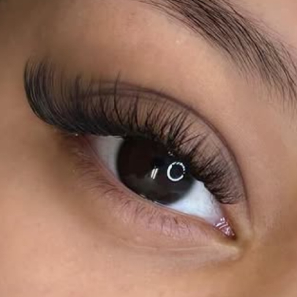 Hybrid Full Set at Beautify Queen in Corpus Christi, TX