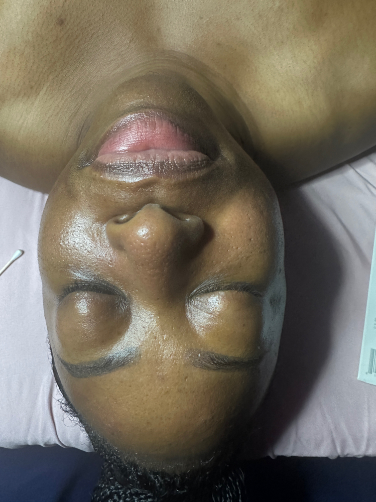 HydroGlow Infusion Facial