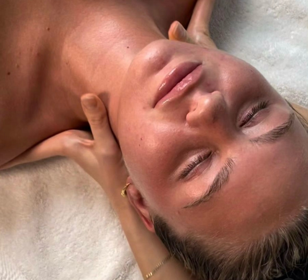 Brighten & Correct Facial