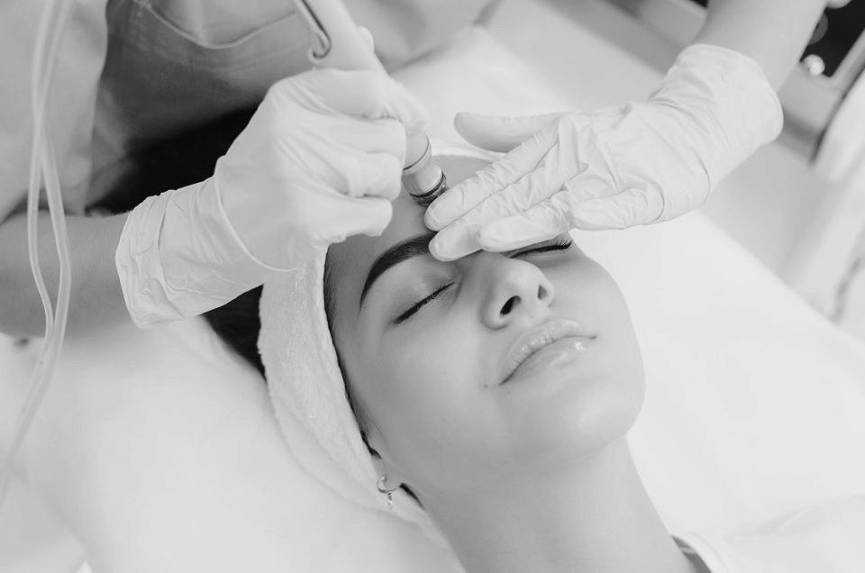 Hydrodermabrasion Facial