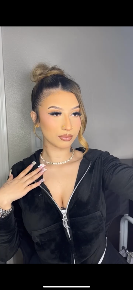 makeup & hair