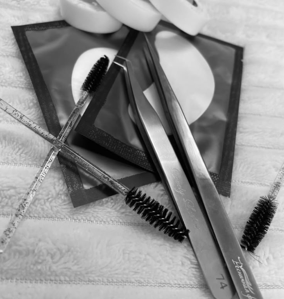 Lash Removal