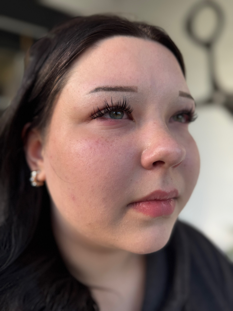 Lash Extentions + Two Week Fill In