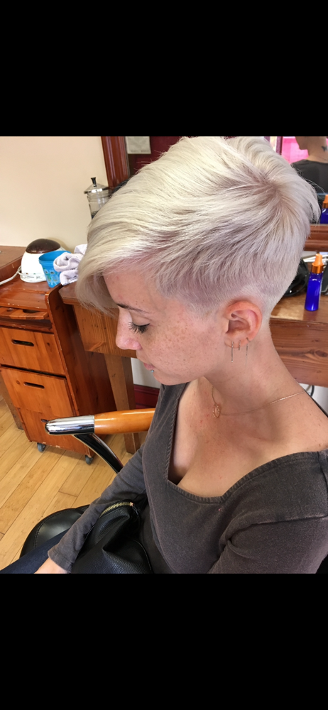 Haircut (short)