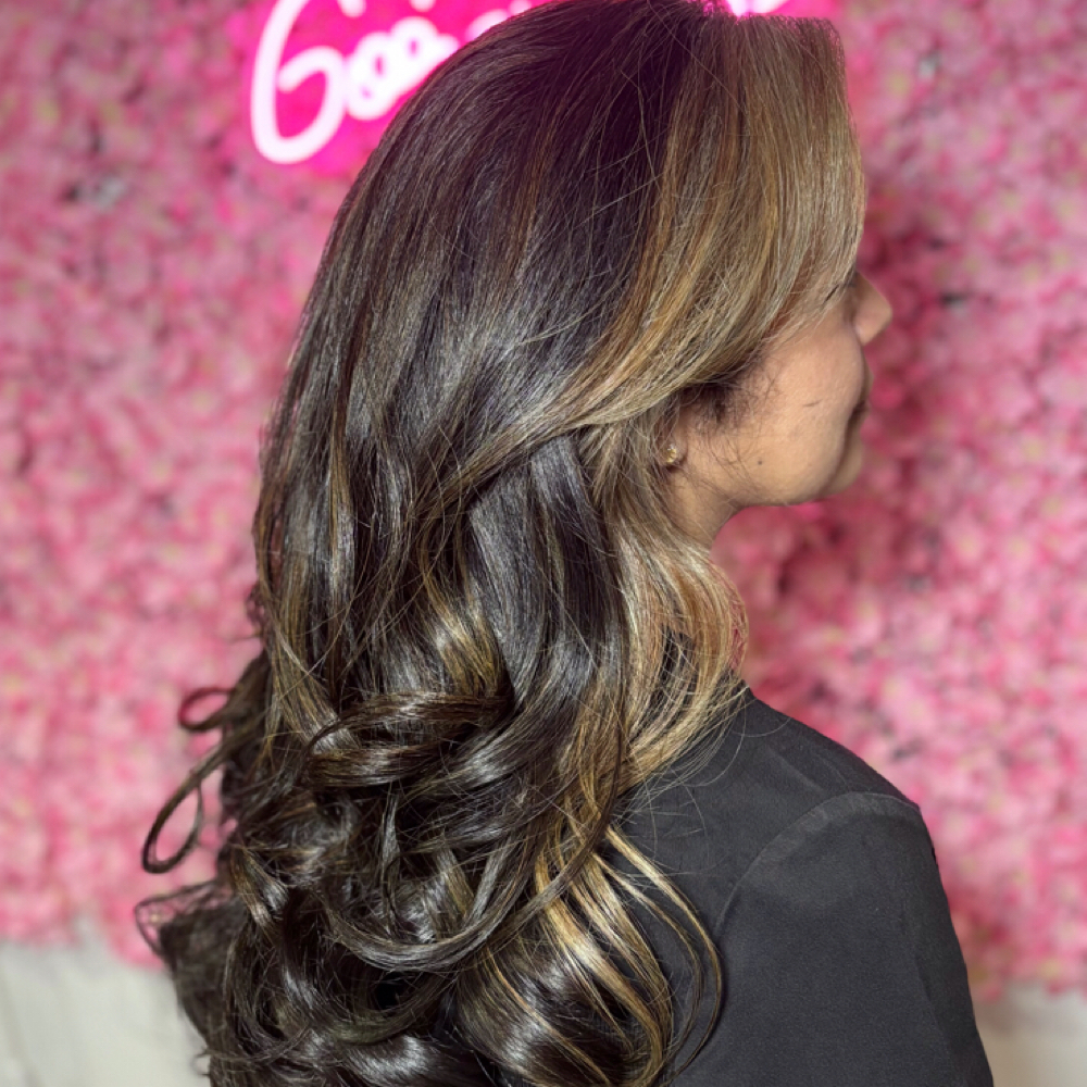 Mini Foils at Curls by Bere in Yuma, AZ