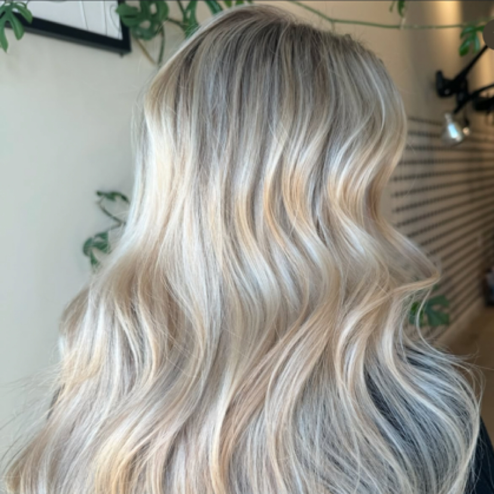 Full Highlights at Bitter Femme Beauty in Aurora, CO