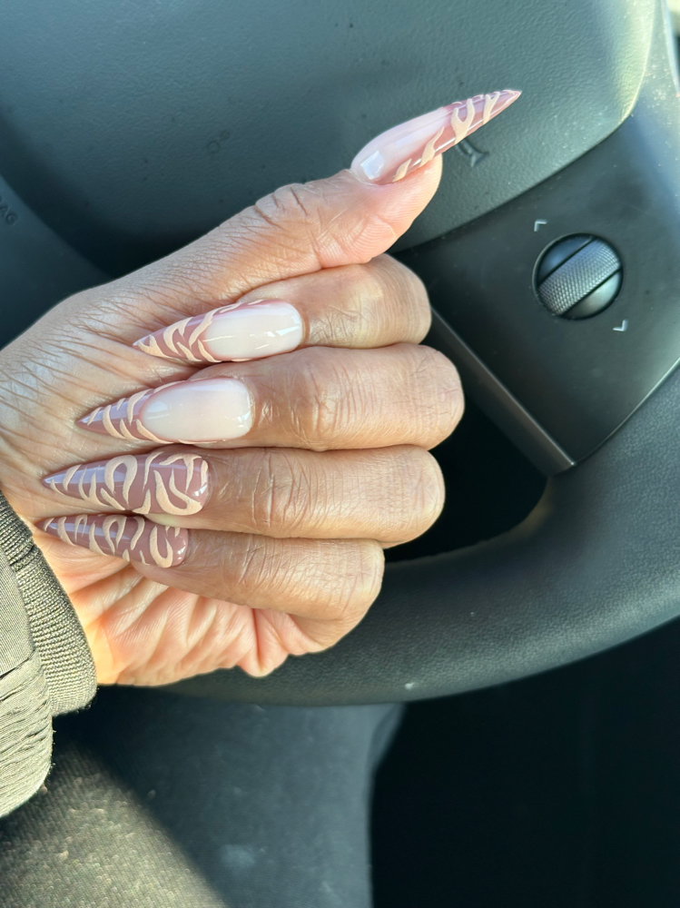 Stiletto Shape