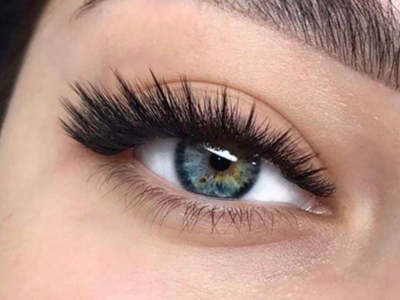 Mascarea/Wet Lash Effect