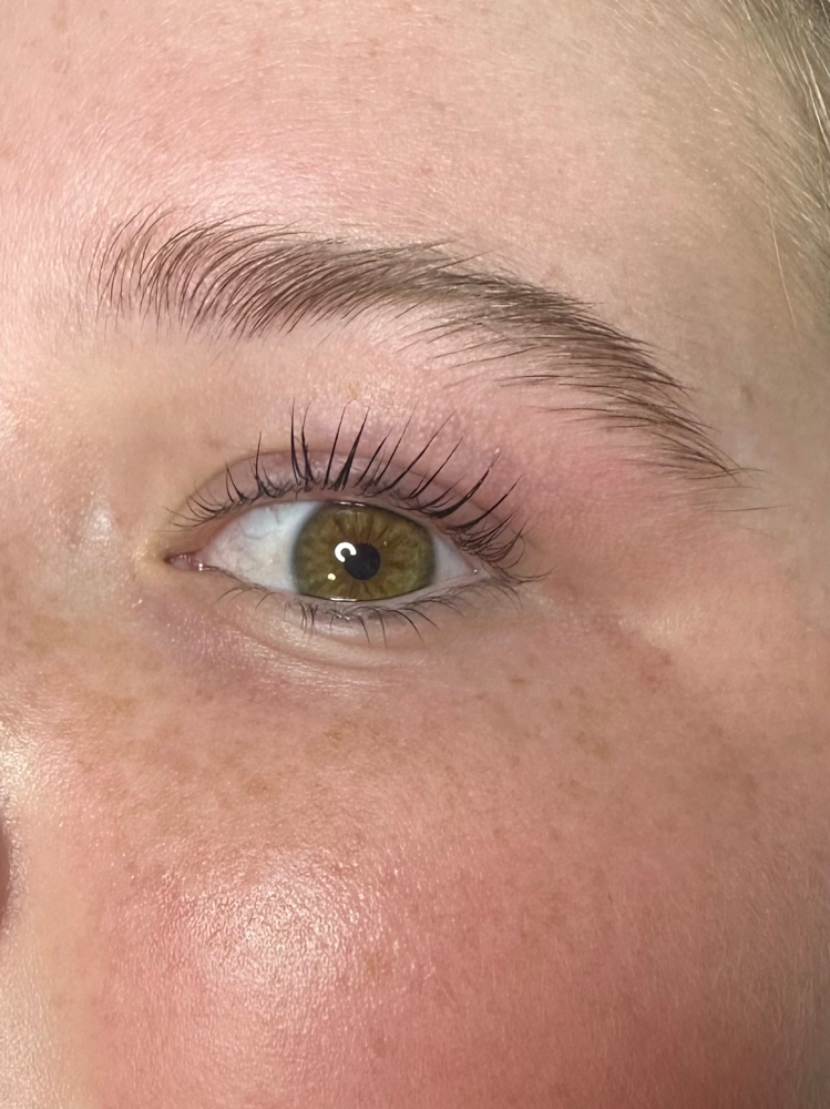 Lash Lift And Tint