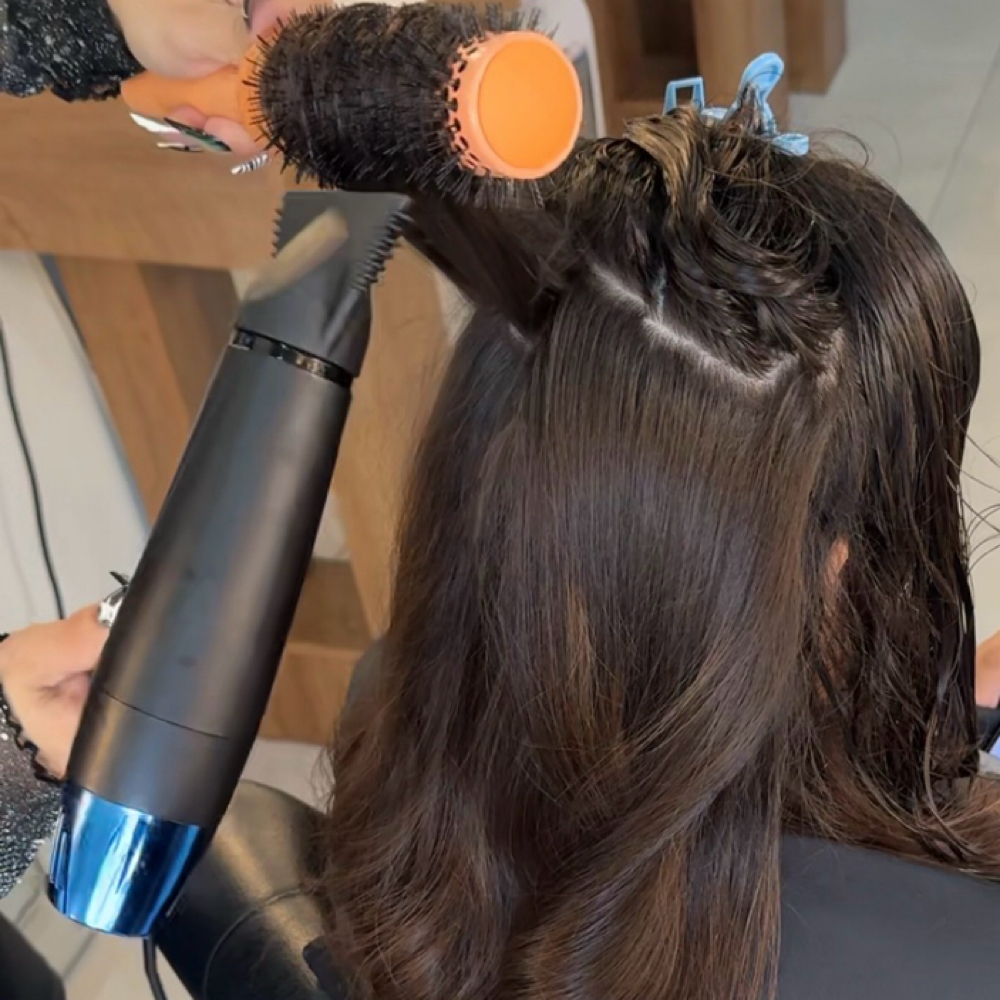Shampoo/Blowout at Trisdoeshair in Corpus Christi, TX