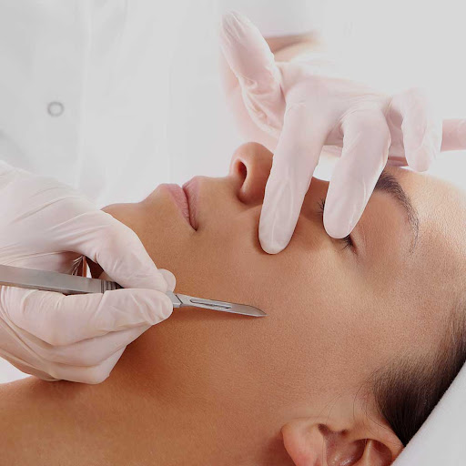 Dermaplane Facial