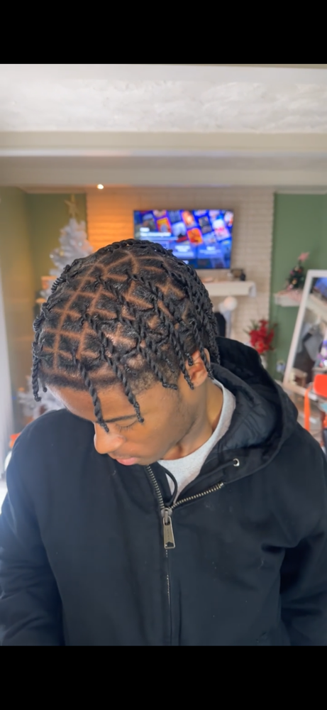 Small Invisible Locs