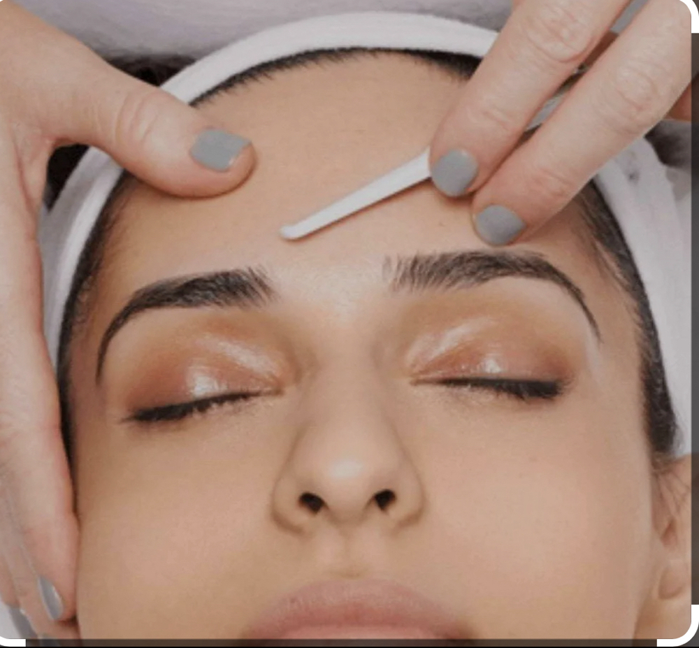 Dermaplaning Facial