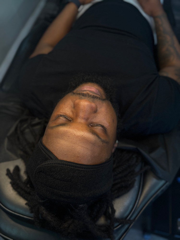 Men’s Facial at GlamTwins  Studio in Brooklyn, NY