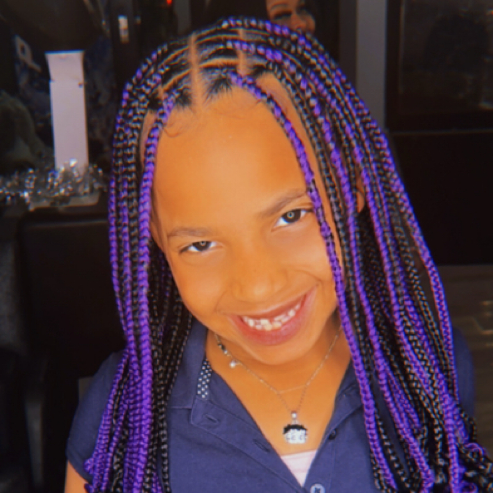 Kids Knotless M/L at Bri Braids in Berkeley, MO