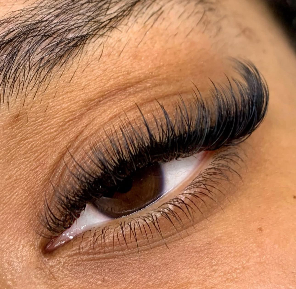 Volume Lash Extensions