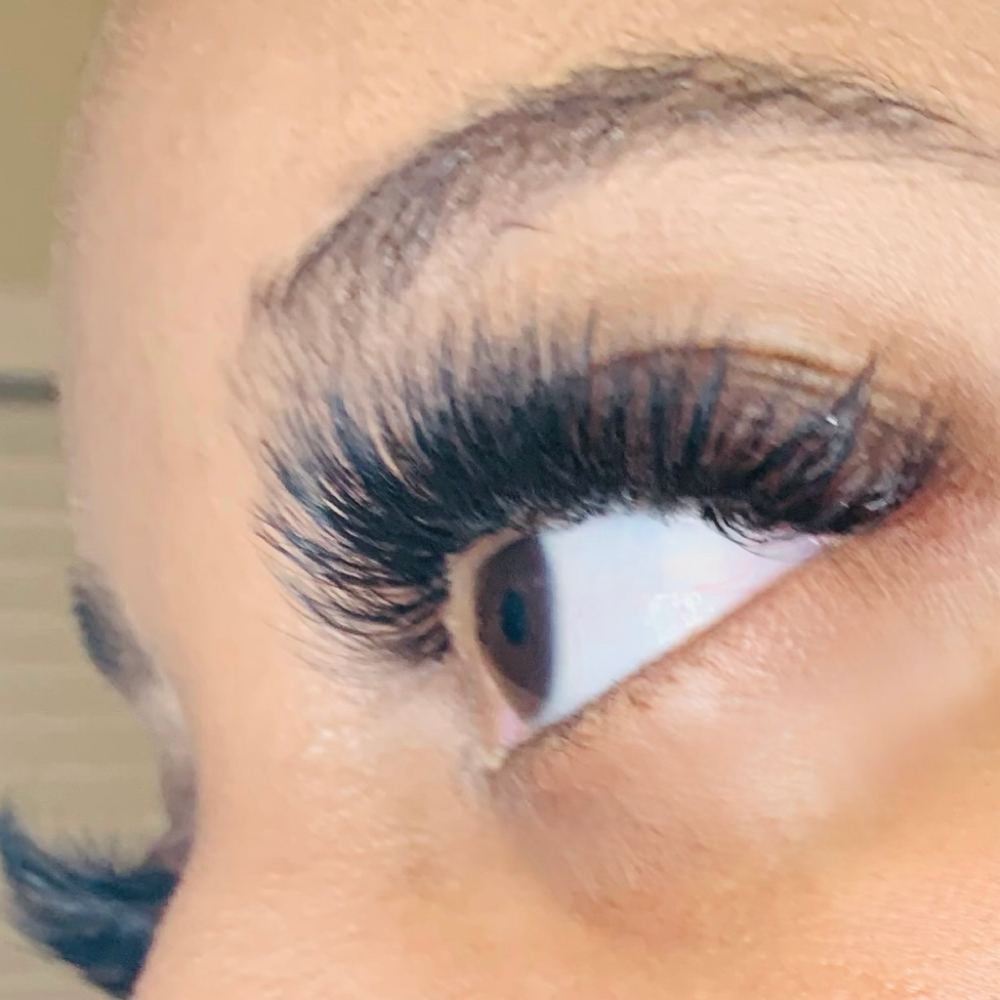 Mega Volume Fullset at A1 Lash 4U in Atlanta, GA