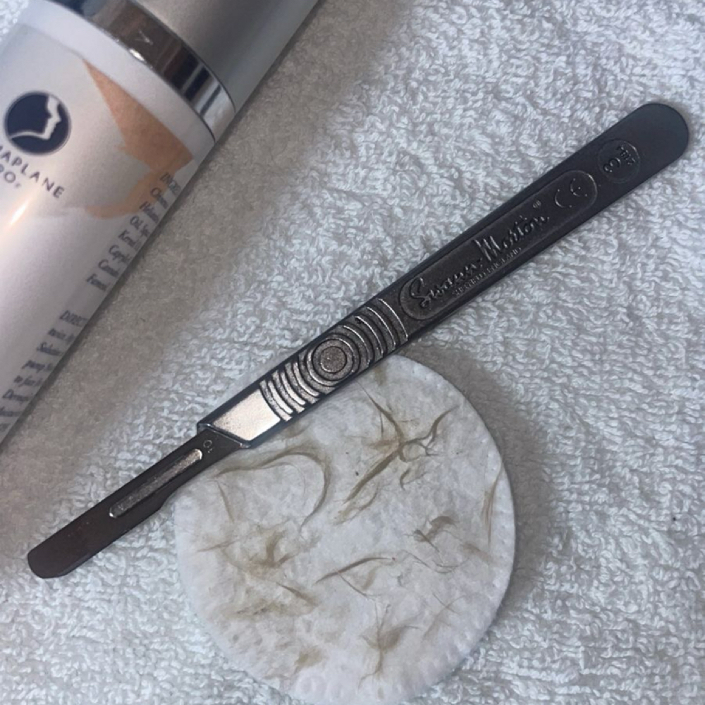 Dermaplaning w/ Facials