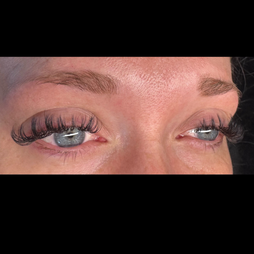 Full Set Lashes at Ashley Henley in Fort Oglethorpe, GA
