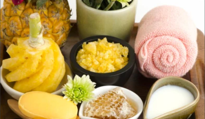 Pineapple Enzyme And Honey Mask