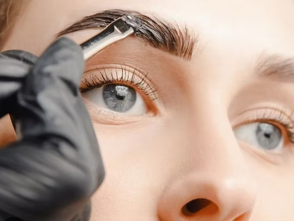 Brow Tint