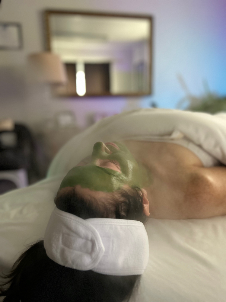 Deluxe Facial