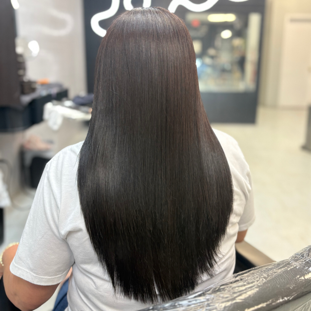 Alisado Keratina/Keratin Straighten at Beauty Salon Latin in Raleigh, NC