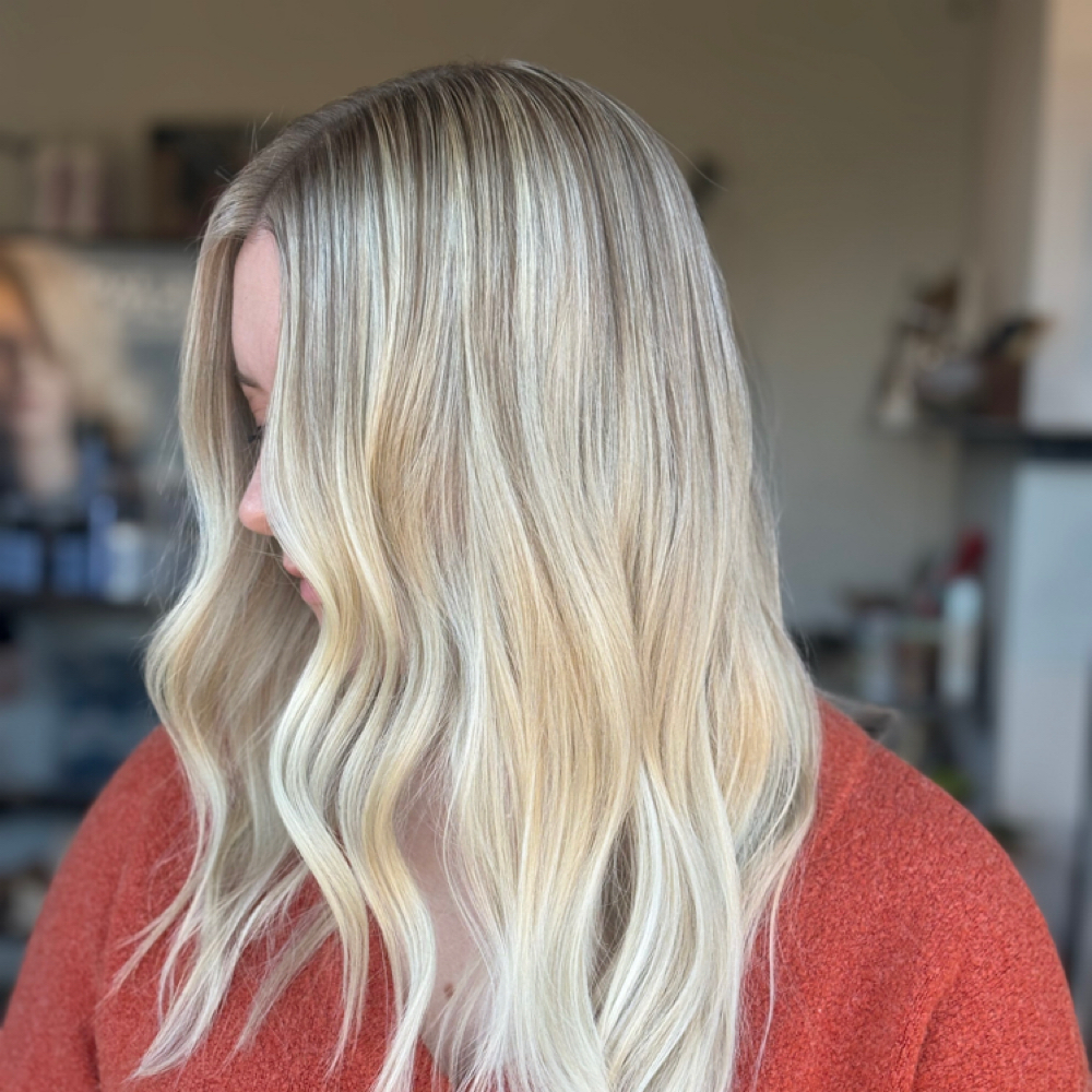 Full Babylight at Glow & Mane Studio in Phoenix, AZ