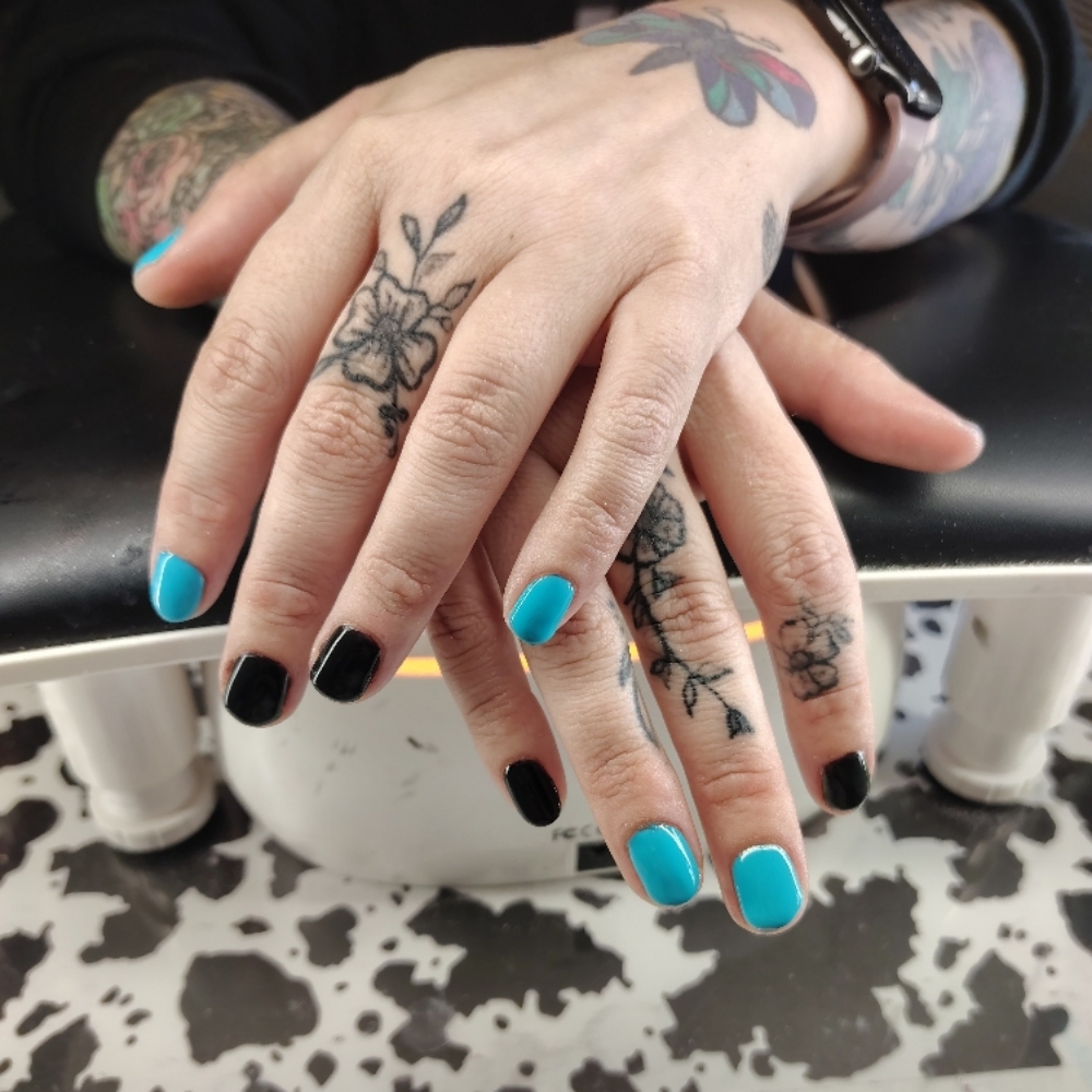 Builder Gel at Udder Elegance Nails in Antlers, OK