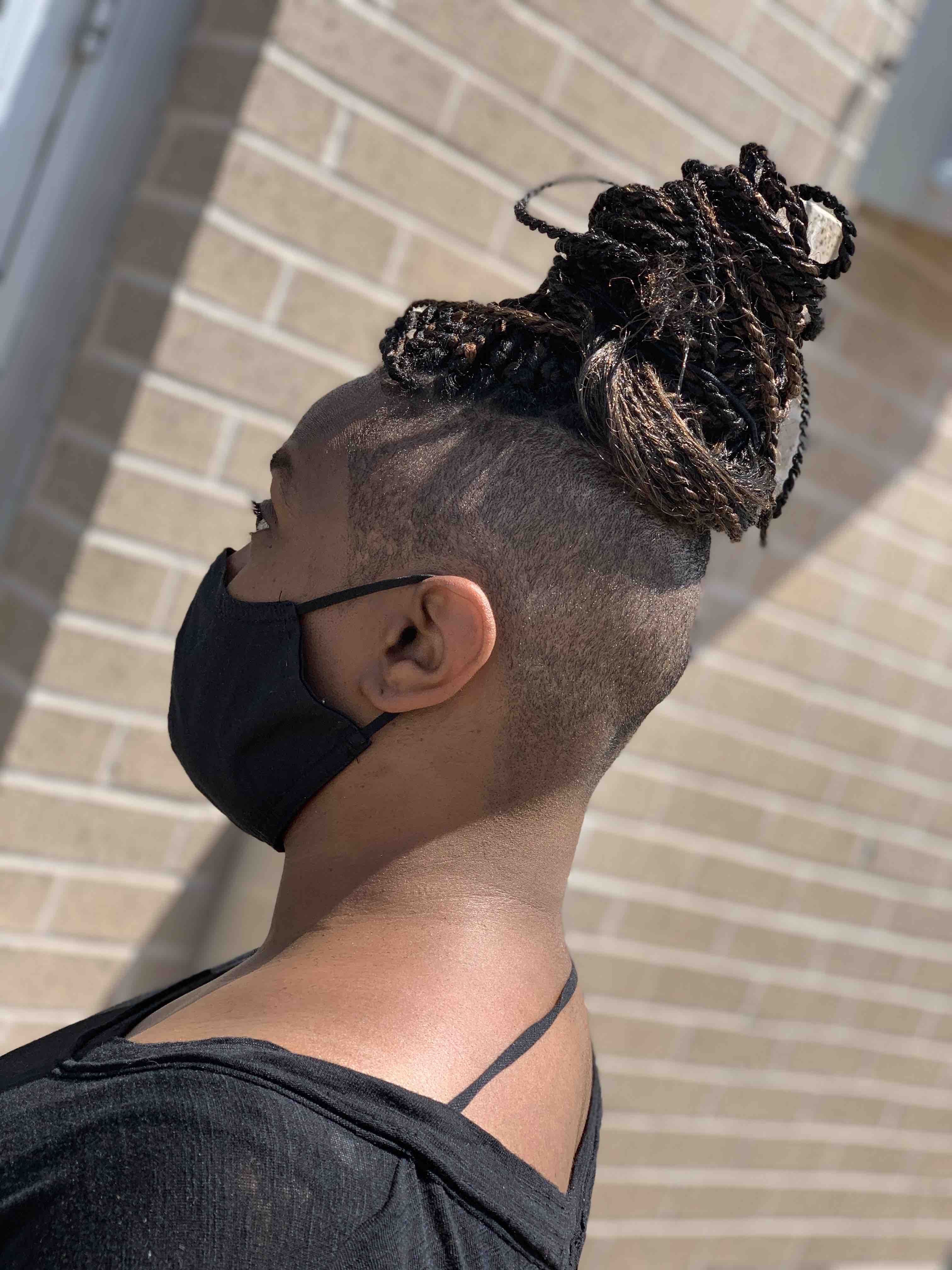 Women Side Cuts