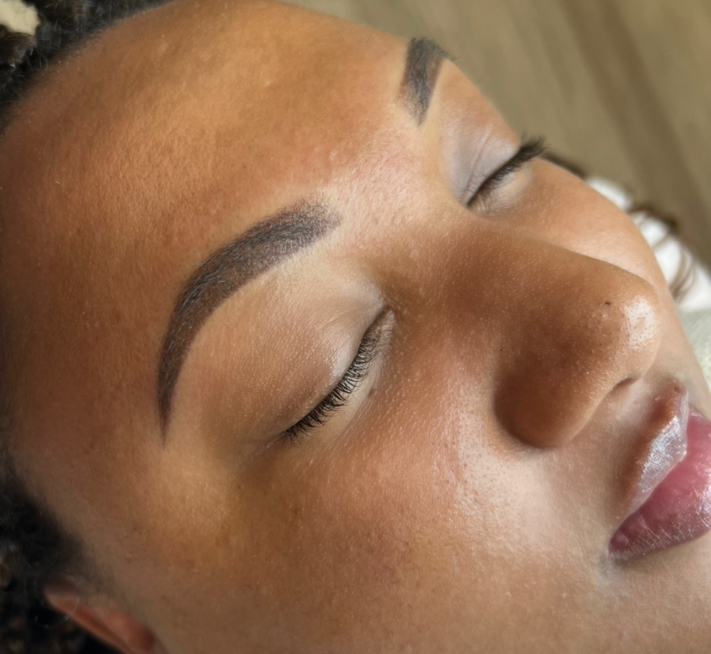 Brow Perfecting Session (4-6wk)