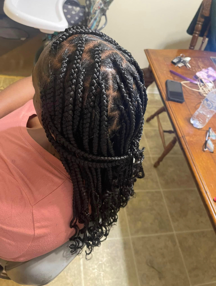 Medium Knotless (waist length)