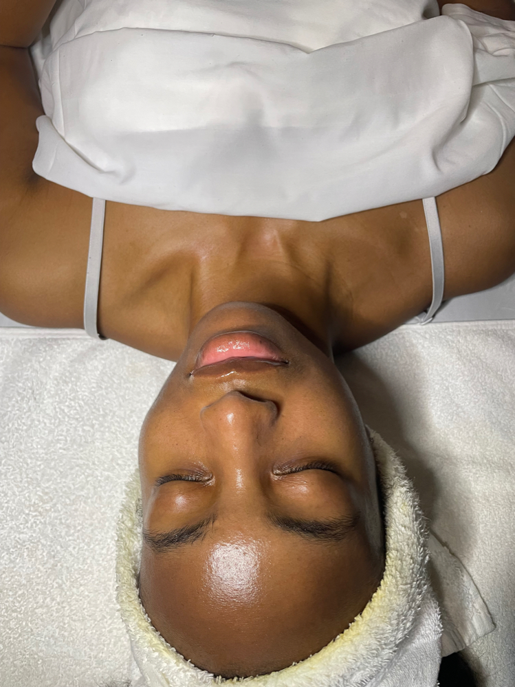 Glow Getter Facial