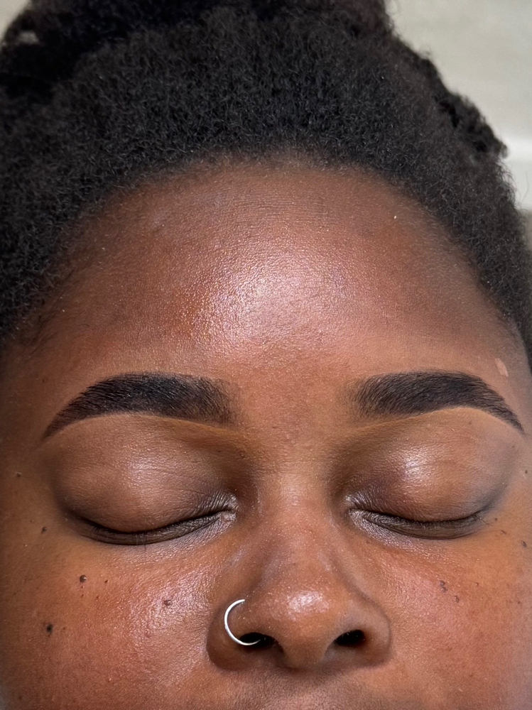 Brow Staining & Shaping