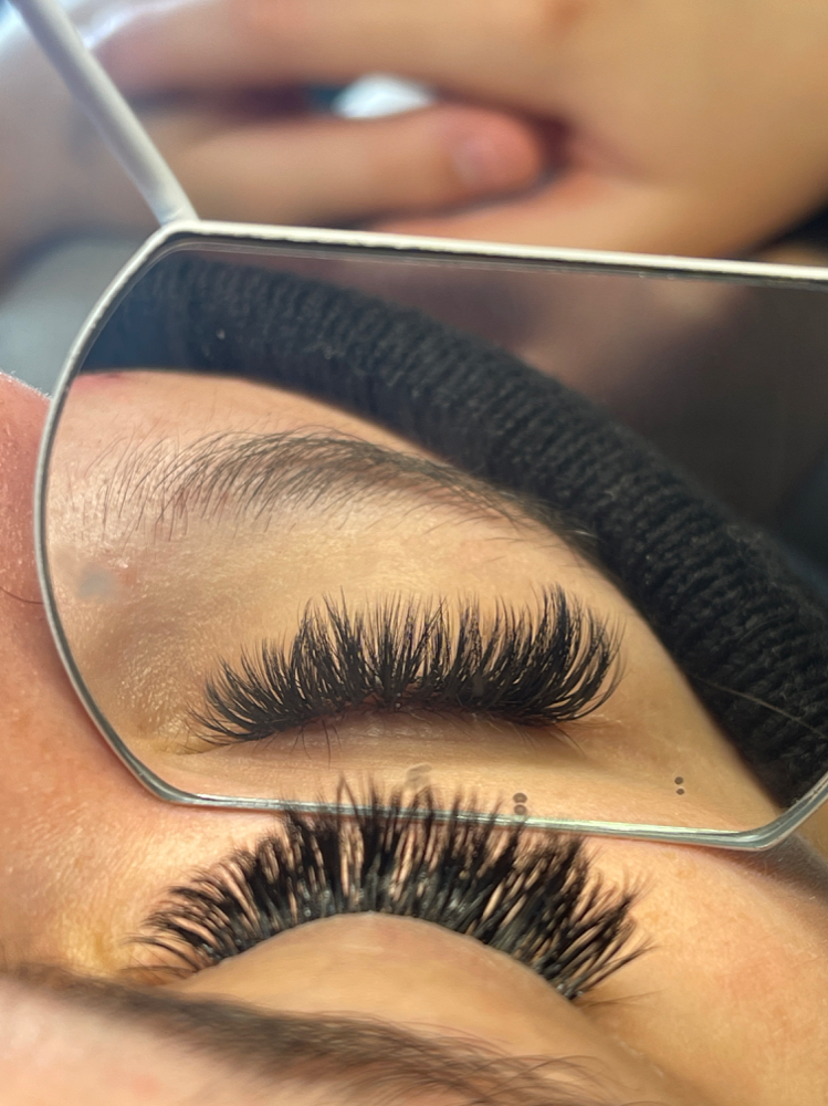 Lash Touch Up