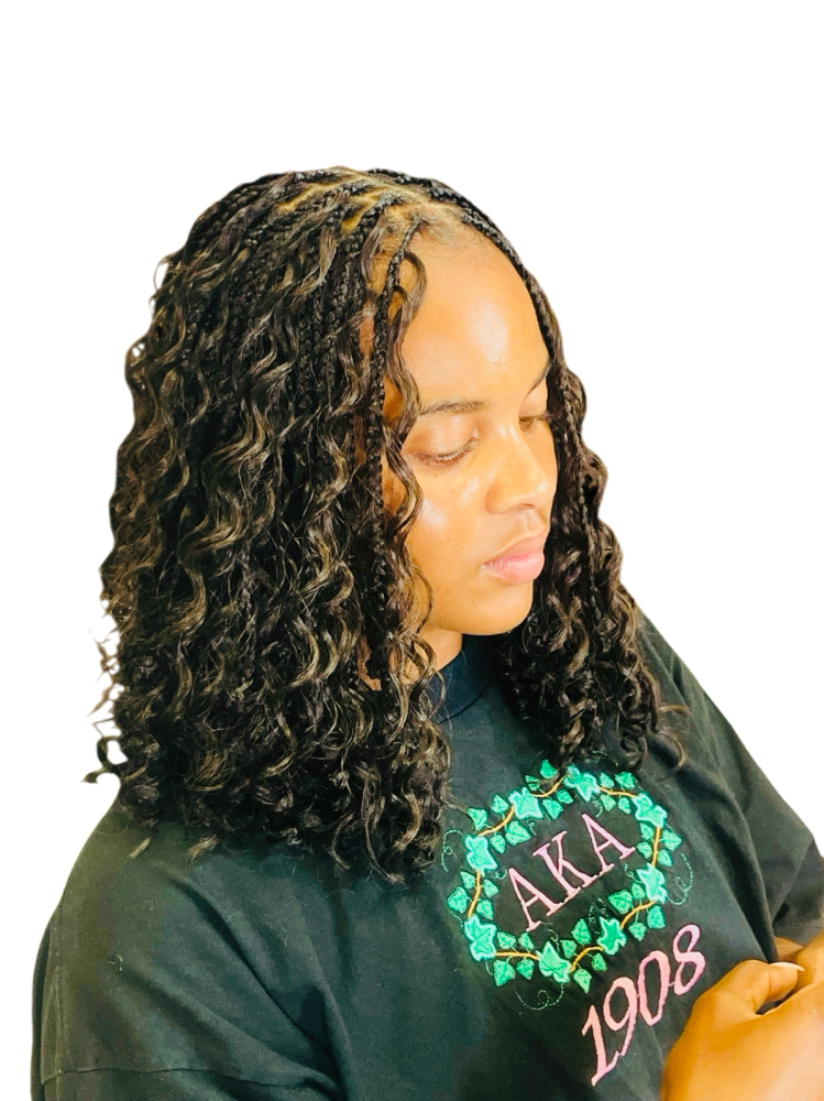 Knotless Boho BoB at Beautiful Braids LLC in Oakland, CA