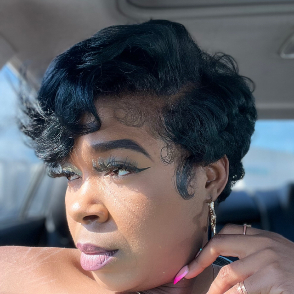 Pixie Shampoo,Set& curl at Mocha Vee Slaypoppin ‘ in Maxton, NC