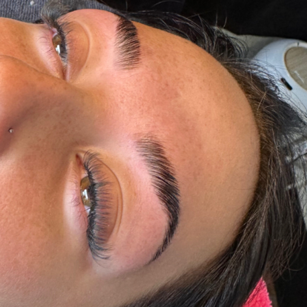 Eyebrow Makeover at Kins N Koe in Knoxville, TN