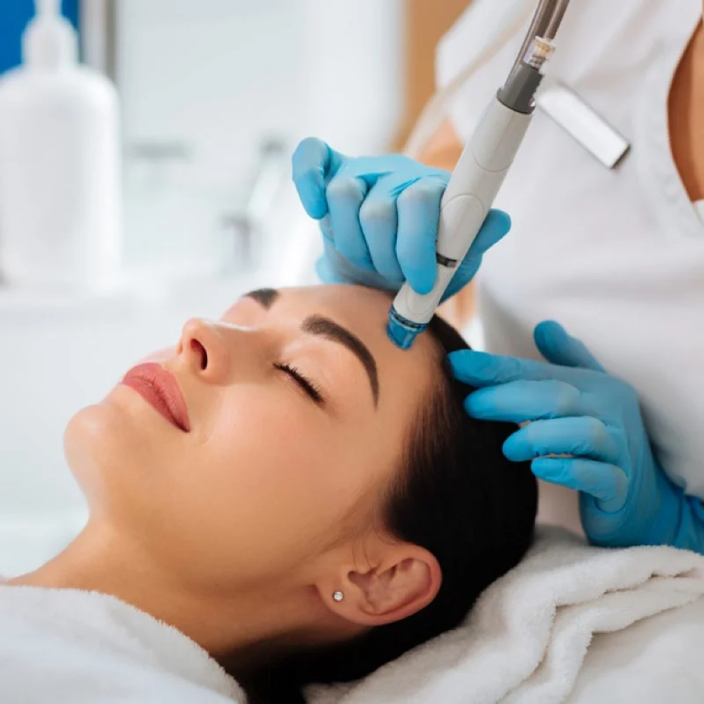 2. Hydrafacial Glow at Drea’s Beauty Shop in Oxnard, CA