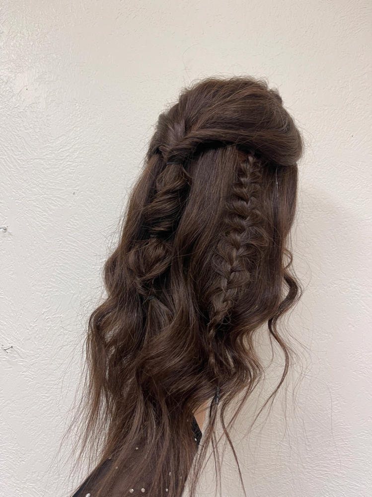 Wash & Style at The Beauty Room By Amiyah in Pocatello, ID