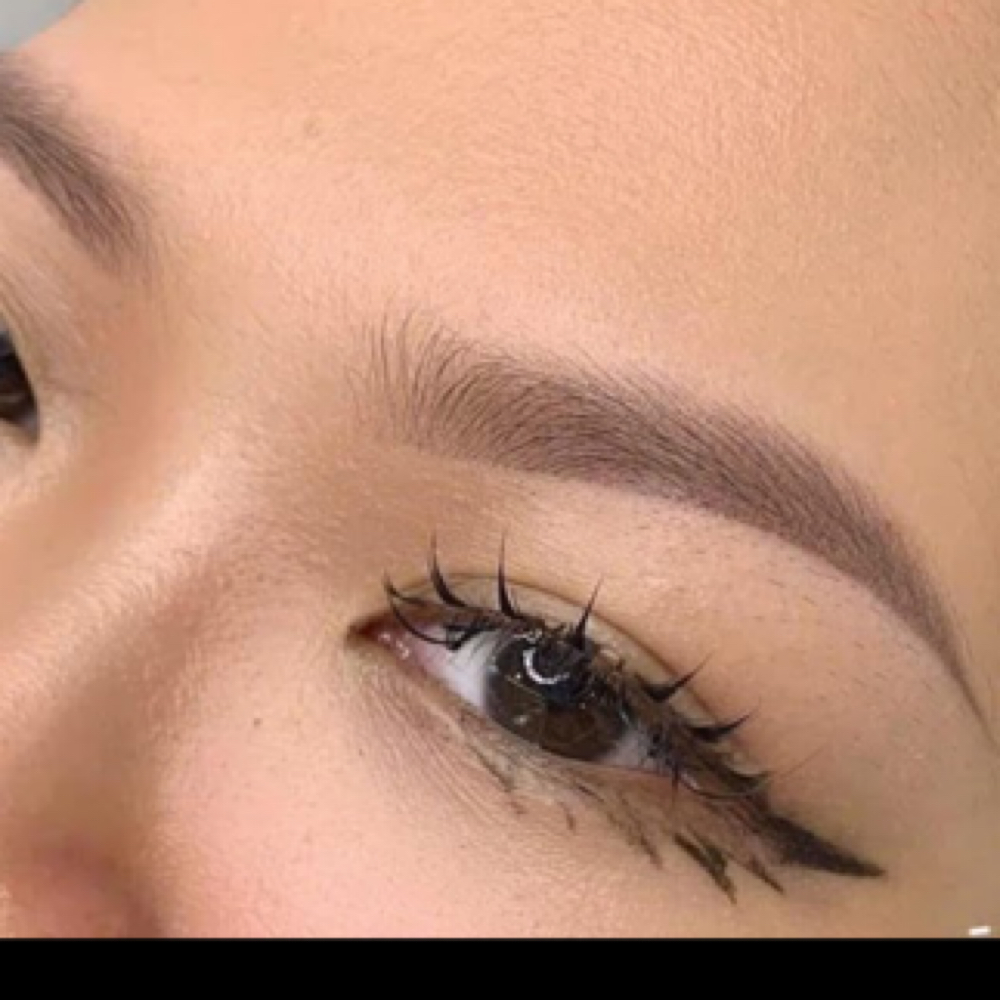 Powder/shading Eyebrows at Miabrows  Salon in San Rafael, CA