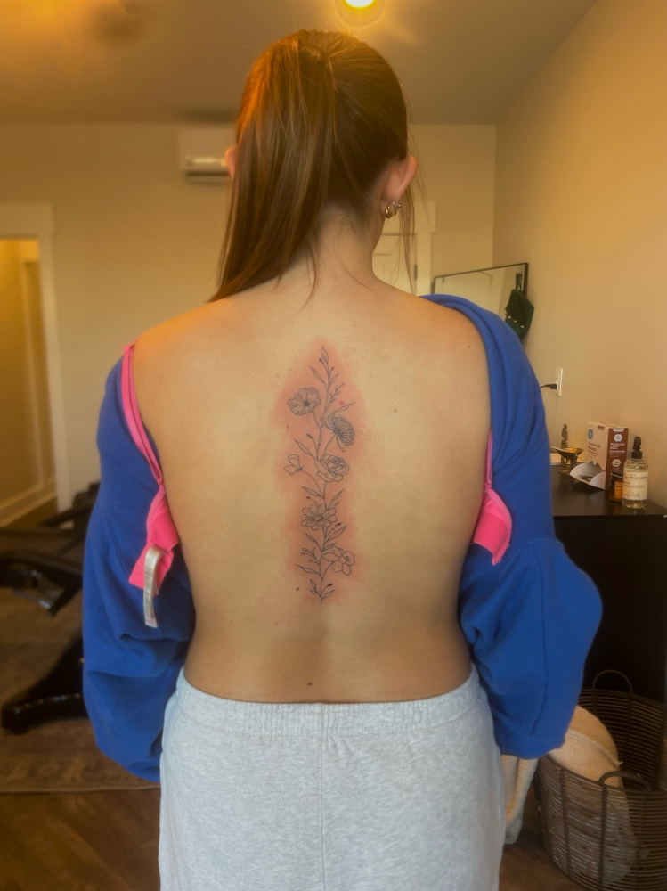 Fine Line Tattoo