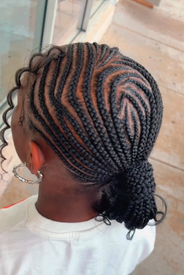 Kids Low Ponytail With Crochet at Boobabe Braidn Bar in Oxon Hill, MD