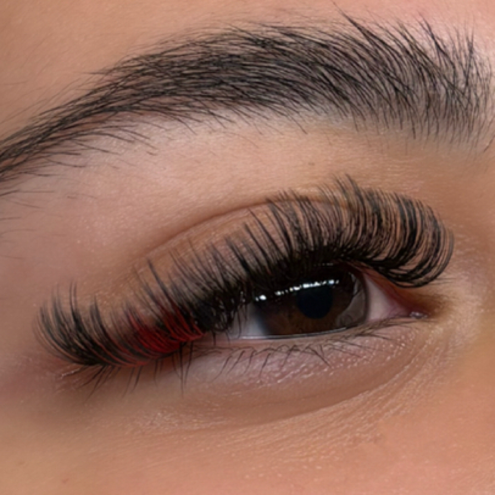 𝐂𝐨𝐥𝐨𝐫 𝐋𝐚𝐬𝐡 𝐀𝐝𝐝 𝐎𝐧 at WinksbyRy Lash Studio in Leander, TX