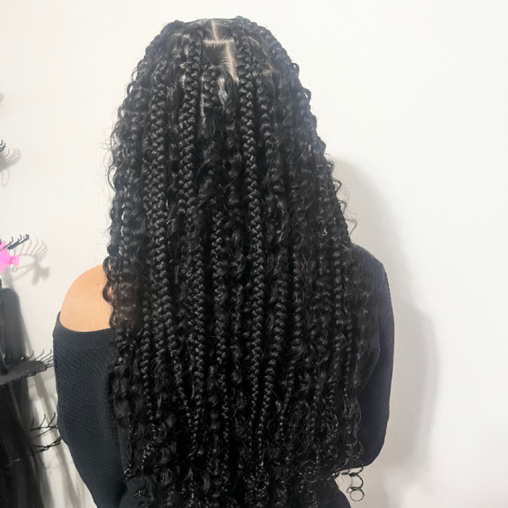 Lrg Knotless/ Box Braids at Crown Growth&Beauty in Clarksville, TN